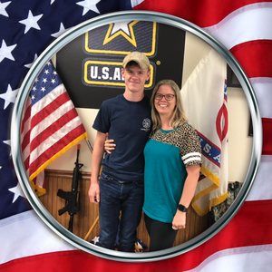 Meet your Posher, Mandy